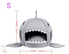 Charger l&#39;image dans la galerie, Panier pour chat - Design requin - Existe en 3 tailles et 3 coloris