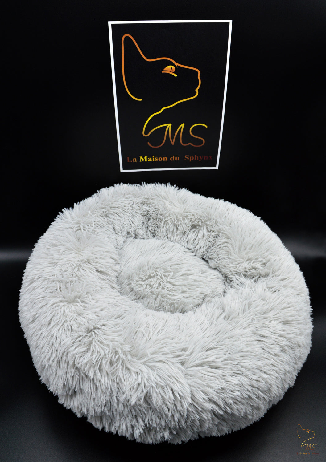 Coussin moelleux pour chat gris