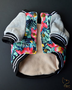 Pull pour chat de type blouson avec des fleurs 