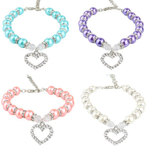 Collier pour chat avec des perles et un coeur